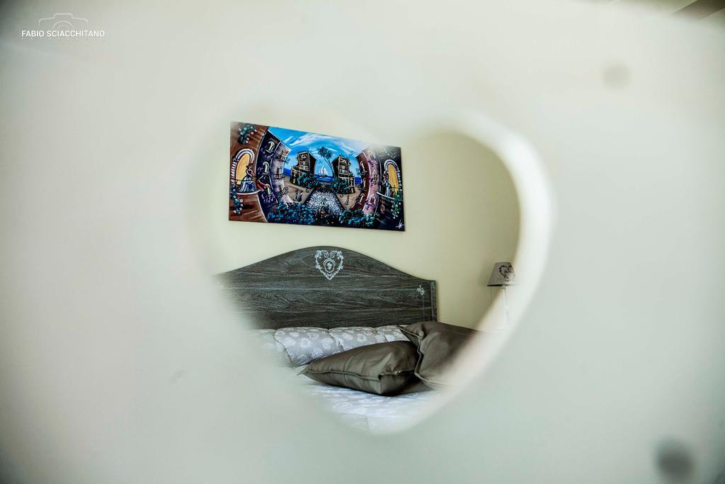Ciuri Ciuri B&B Palermo Ruang foto