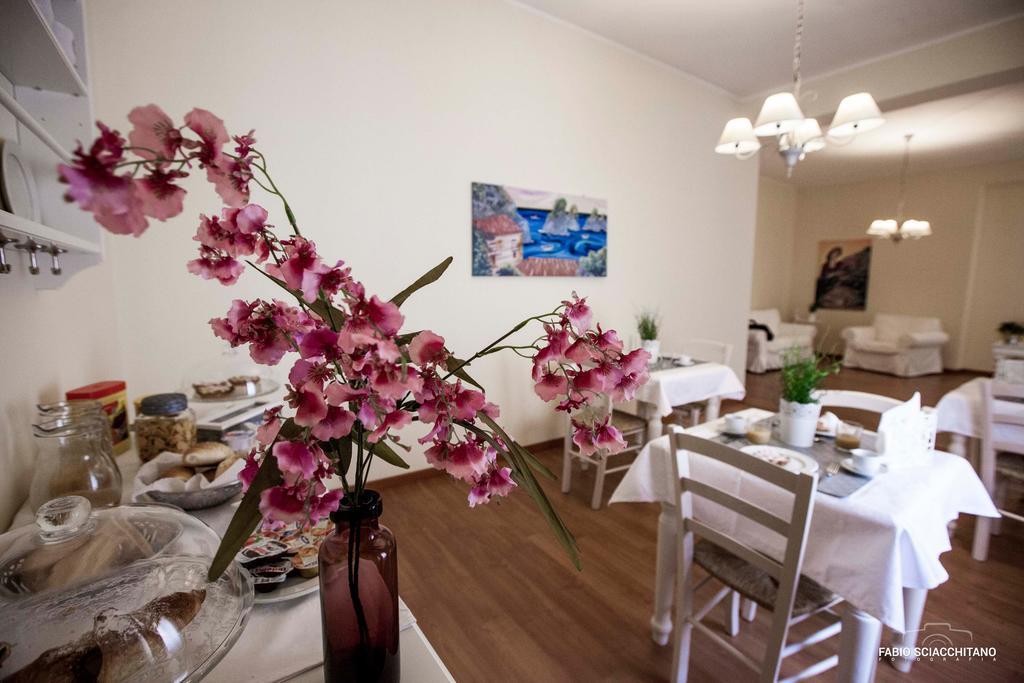 Ciuri Ciuri B&B Palermo Ruang foto