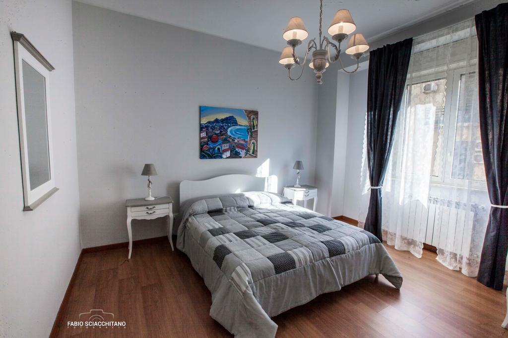Ciuri Ciuri B&B Palermo Ruang foto