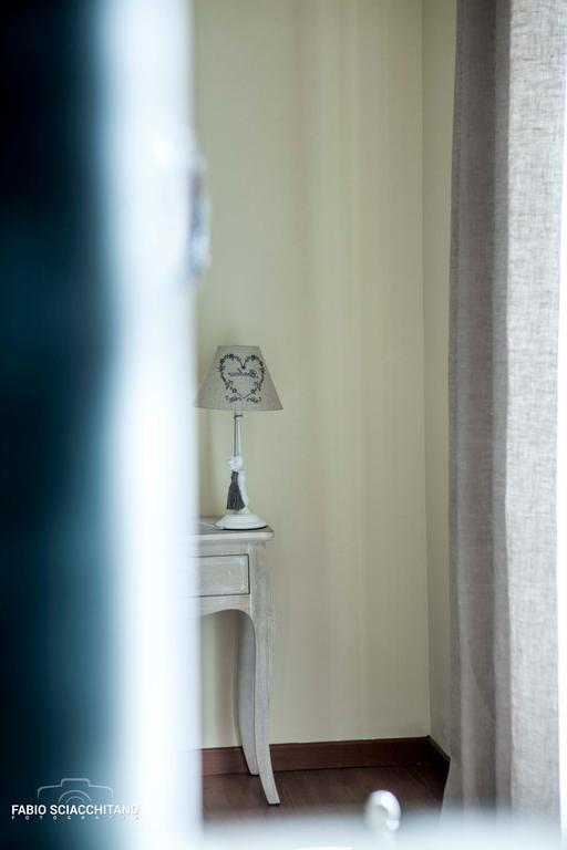 Ciuri Ciuri B&B Palermo Ruang foto