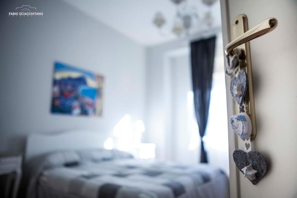 Ciuri Ciuri B&B Palermo Ruang foto