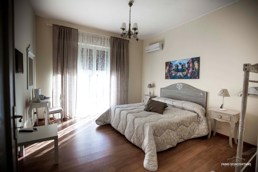 Ciuri Ciuri B&B Palermo Ruang foto